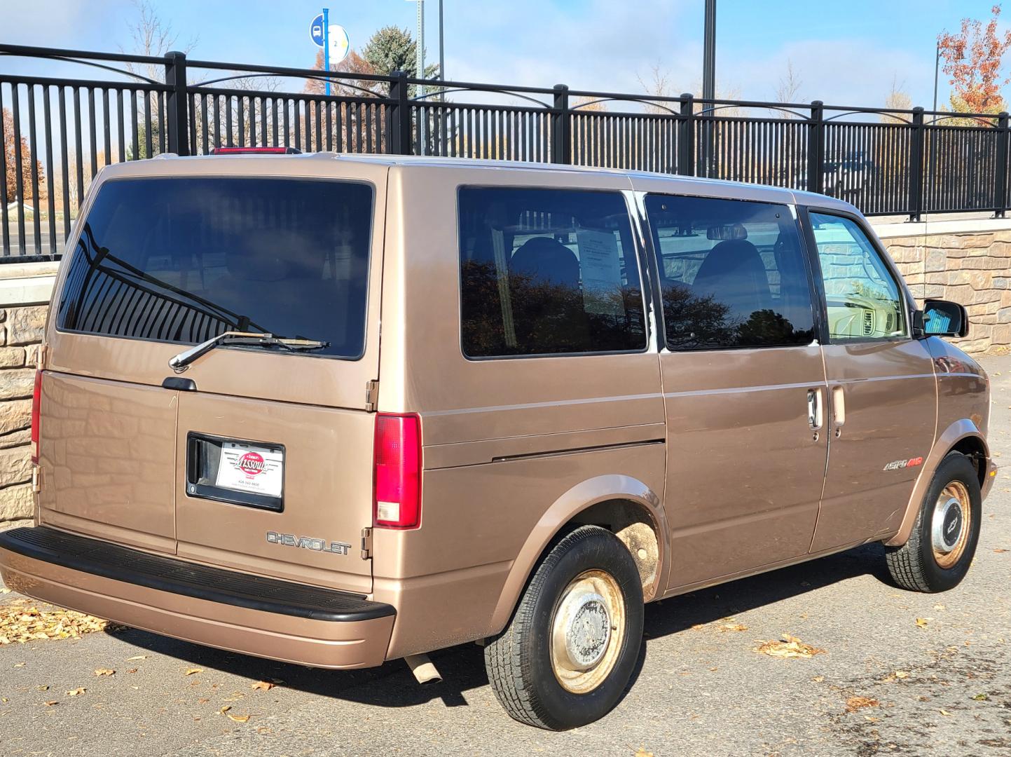 1996 Brown /Tan Chevrolet Astro (1GNEL19W0TB) with an 4.3L V6 engine, Automatic transmission, located at 450 N Russell, Missoula, MT, 59801, (406) 543-6600, 46.874496, -114.017433 - Hard to Find All Wheel Drive Astro Van. Only 86K Miles. Runs Great. Automatic Transmission. Air Conditioning. Cruise Control. 3rd Row Seating. This vehicle is more then 20 years old and is not eligible for lending through our finance companies - Photo#5